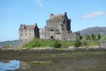 PICTURES/Eilean Donan Castle/t_Approach4.JPG